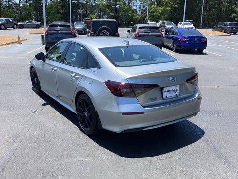 Certified 2025 Honda Civic Sport image 8