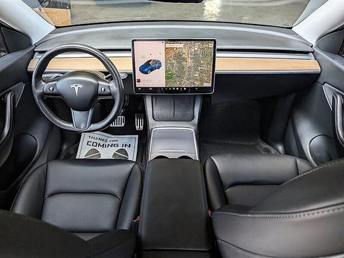 Used 2021 Tesla Model Y Long Range AWD/4WD image 3