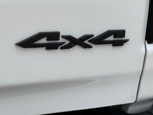 New 2026 RAM 1500 Laramie w/ Night Edition AWD/4WD image 38