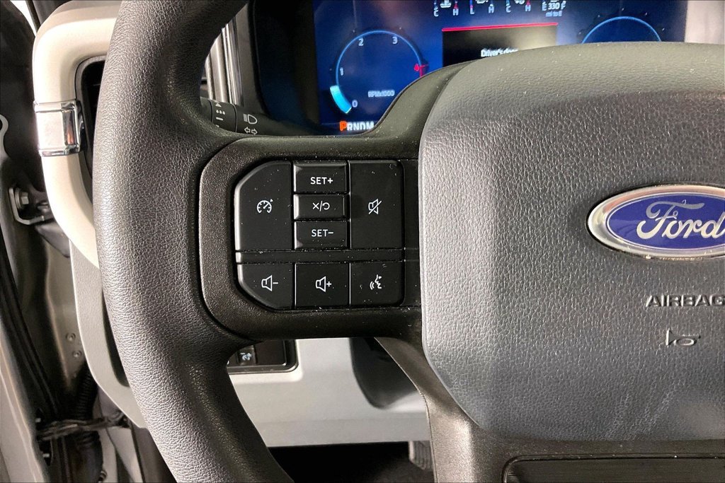 Used 2024 Ford F250 XLT w/ Black Appearance Package AWD/4WD image 10