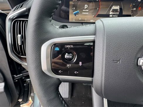 New 2026 Nissan Armada Platinum Reserve image 14