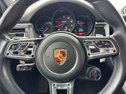 Used 2021 Porsche Macan GTS image 21