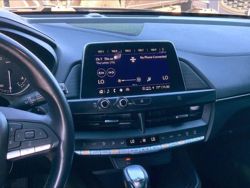 Used 2021 Cadillac CT4 Premium Luxury image 6