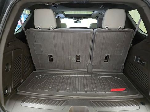 Used 2022 GMC Yukon SLT w/ SLT Luxury Package AWD/4WD image 37