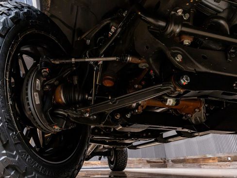 Used 2025 GMC Sierra 2500 Denali image 14