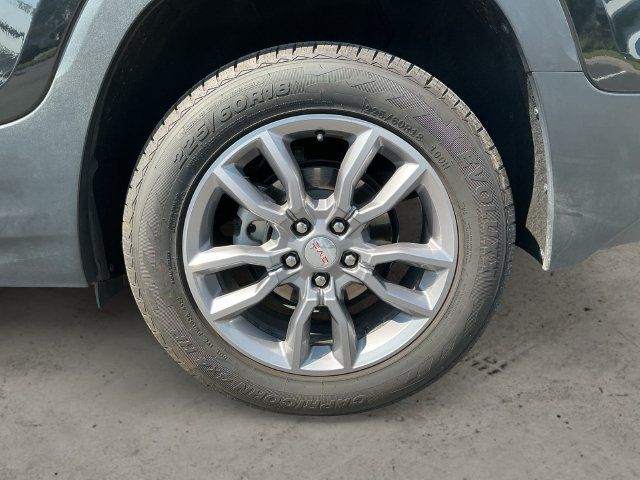 Used 2024 GMC Terrain SLT AWD/4WD image 9