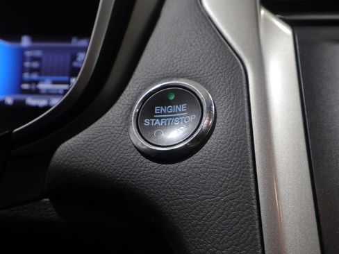 Used 2019 Ford Fusion SEL FWD image 26