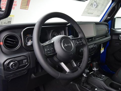 New 2026 Jeep Gladiator Rubicon AWD/4WD image 37