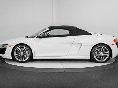 Used 2015 Audi R8 V10 AWD/4WD image 4