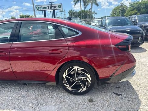 Used 2024 Hyundai Sonata SEL w/ Convenience Package FWD image 9
