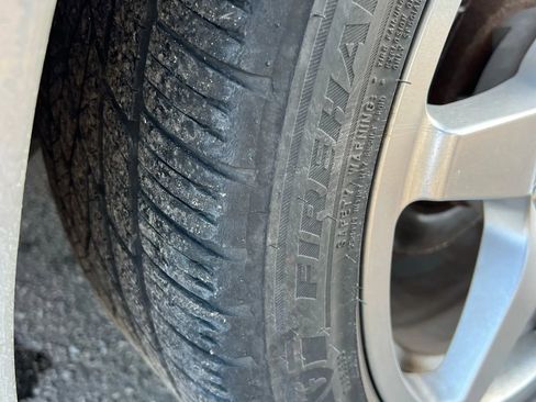 Used 2011 Volvo C70 T5 w/ Convenience Pkg FWD image 18