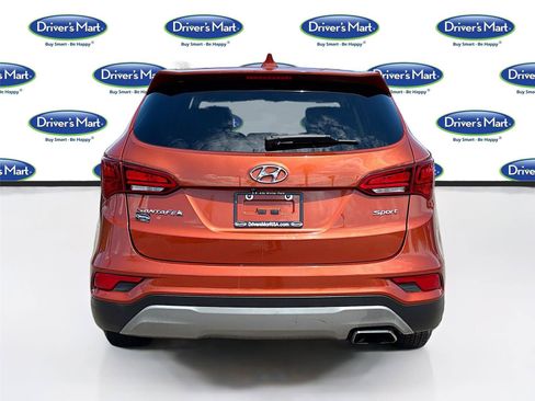 Used 2017 Hyundai Santa Fe Sport FWD image 6