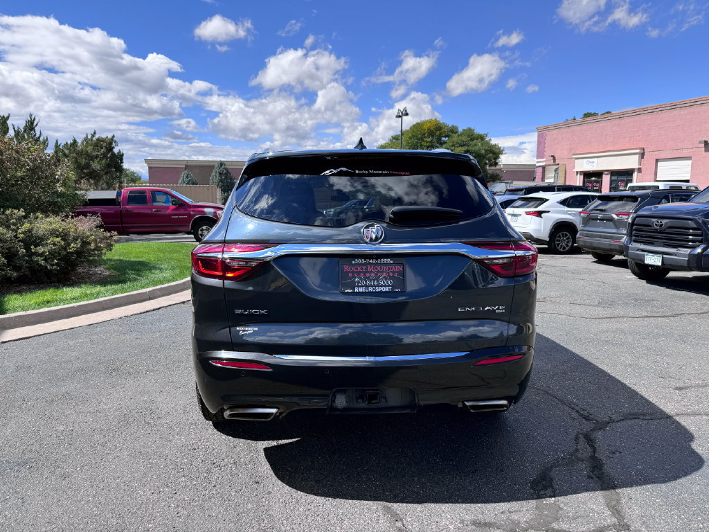 Used 2018 Buick Enclave Premium AWD/4WD image 11
