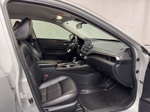 Used 2020 Nissan Altima 2.5 SR image 32