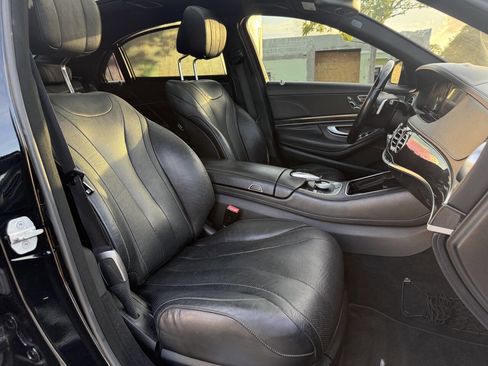 Used 2017 Mercedes-Benz S 550 Sedan image 15