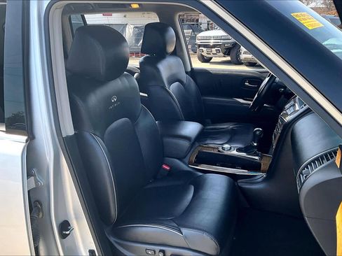Used 2012 INFINITI QX56 4WD w/ Theater Pkg image 9