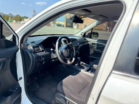 Used 2020 Honda Pilot EX image 11
