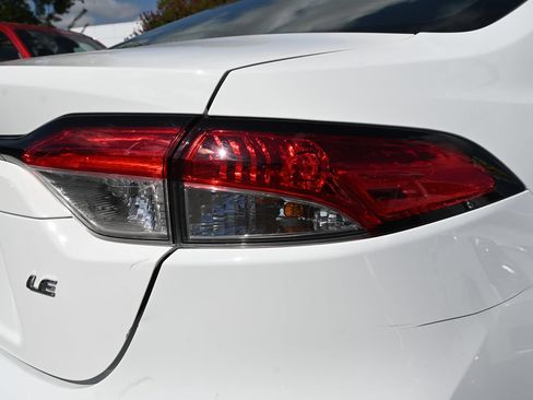 Used 2023 Toyota Corolla LE FWD image 20