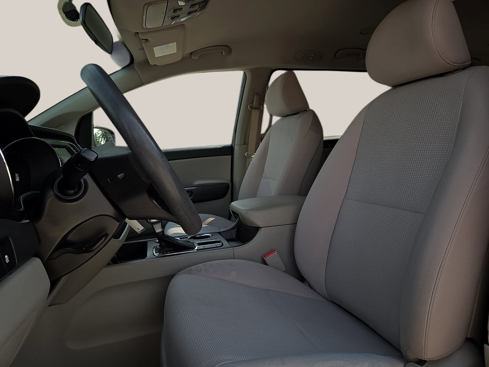 Used 2020 Kia Sedona LX FWD image 14
