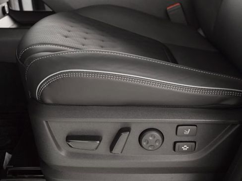 Used 2026 INFINITI QX80 Autograph AWD/4WD image 41