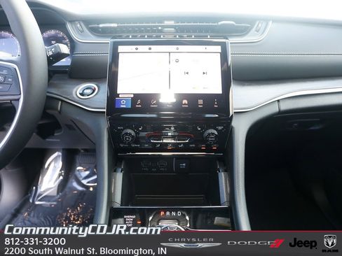 New 2025 Jeep Grand Cherokee Limited image 14