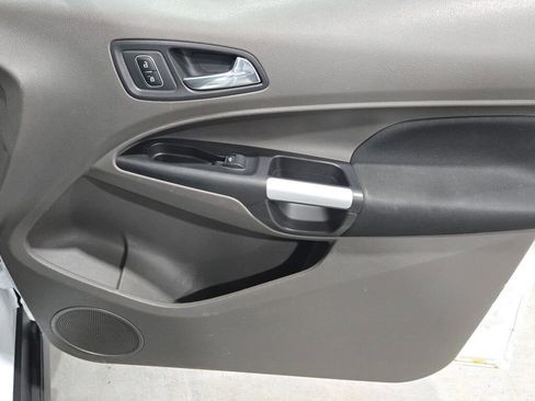 Used 2019 Ford Transit Connect XLT image 10