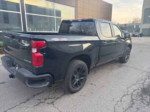 Used 2023 Chevrolet Silverado 1500 Custom image 7