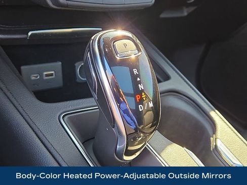 Used 2020 Cadillac XT4 Premium Luxury image 18