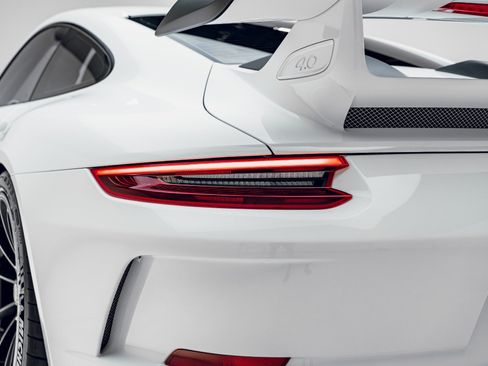 Used 2018 Porsche 911 GT3 RWD image 17