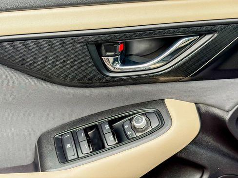 Used 2023 Subaru Outback Premium image 21