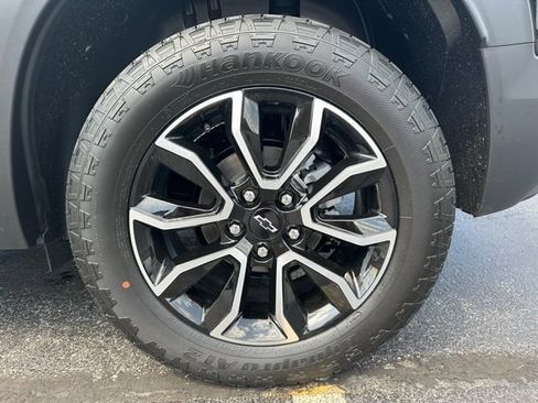 New 2025 Chevrolet TrailBlazer ACTIV w/ Convenience Package AWD/4WD image 9