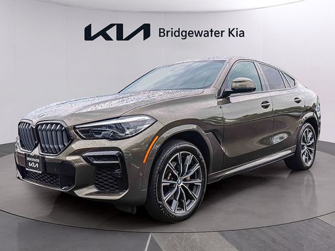 Used 2023 BMW X6 xDrive40i w/ M Sport Package AWD/4WD image 3