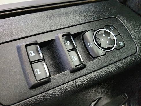 Used 2019 Ford F150 XLT w/ Equipment Group 302A Luxury AWD/4WD image 19