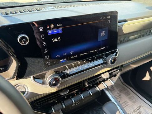 Certified 2024 Chevrolet Colorado ZR2 w/ Safety Package image 13