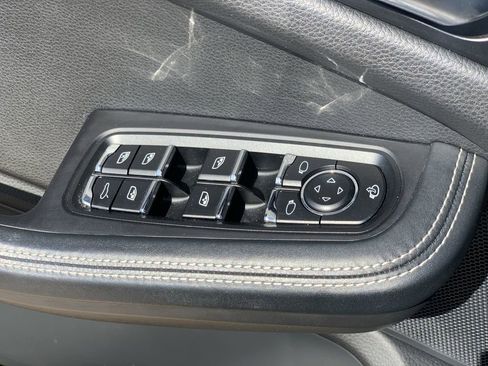 Used 2023 Porsche Macan image 21