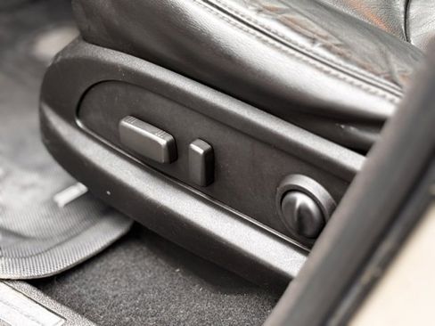 Used 2013 GMC Acadia SLT image 7