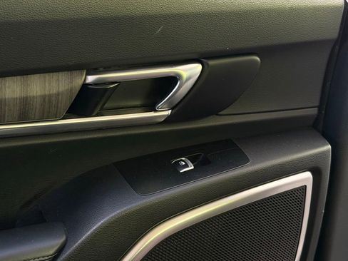 Certified 2024 Kia Telluride EX FWD image 38