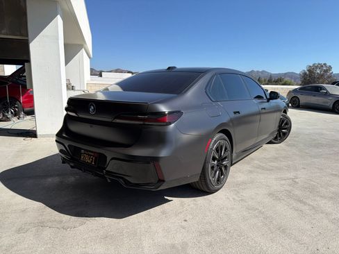 Certified 2024 BMW i7 eDrive50 w/ M Sport Package RWD image 4