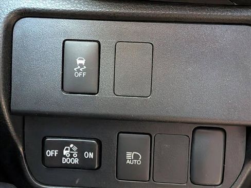 Used 2023 Toyota Tacoma SR w/ SR Convenience Package image 10