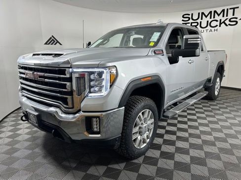 Used 2023 GMC Sierra 3500 SLT w/ Gooseneck/5TH Wheel Package AWD/4WD image 4