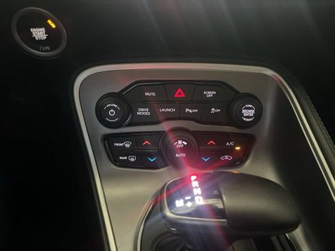 Used 2020 Dodge Challenger R/T Scat Pack RWD image 19