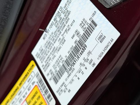 Used 2018 Ford Fusion Titanium FWD image 36