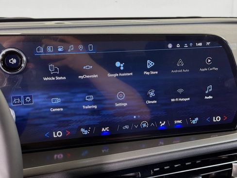 New 2026 Chevrolet Traverse LT w/ LPO, Floor Liner Package AWD/4WD image 14