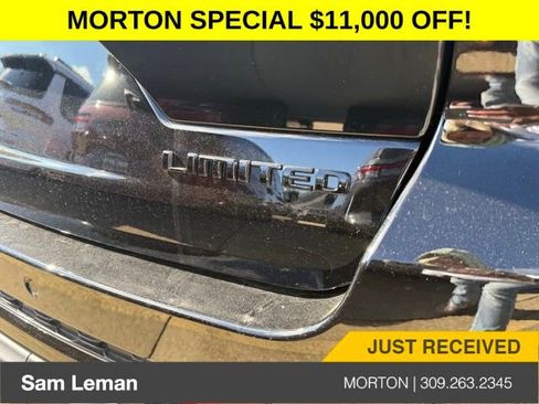 New 2025 Jeep Grand Cherokee Limited w/ Black Appearance Package image 9