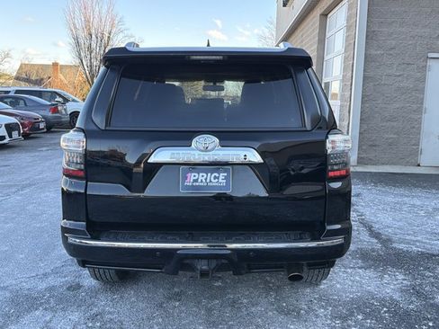 Used 2018 Toyota 4Runner Limited image 6
