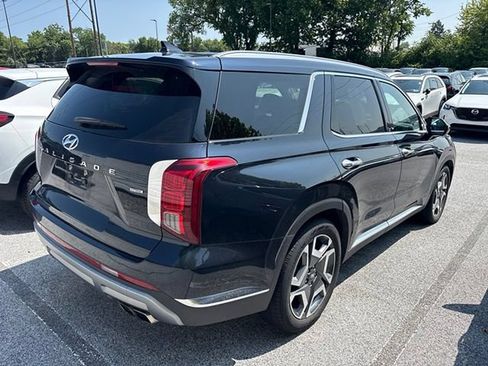 Used 2023 Hyundai Palisade Limited AWD/4WD image 5