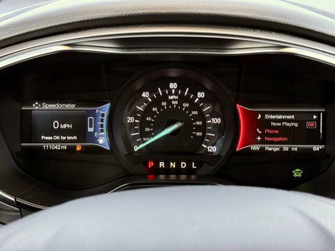 Used 2019 Ford Fusion SE FWD image 26