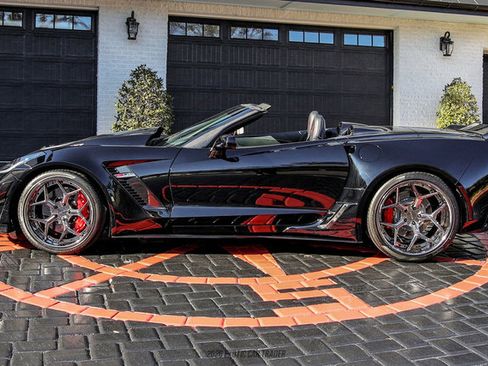 Used 2019 Chevrolet Corvette Z06 image 3