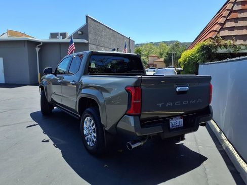 Certified 2025 Toyota Tacoma Limited AWD/4WD image 6