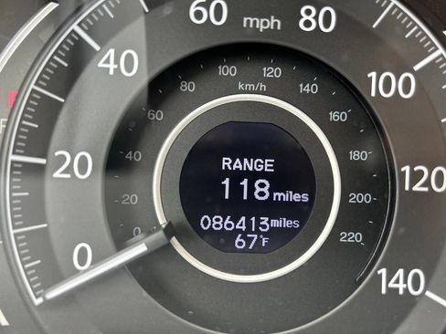 Used 2016 Honda CR-V Touring image 7
